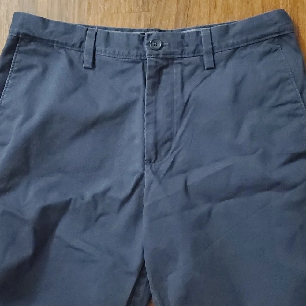Banana Republic Aiden Men's Blue Khaki Pants - Size 31